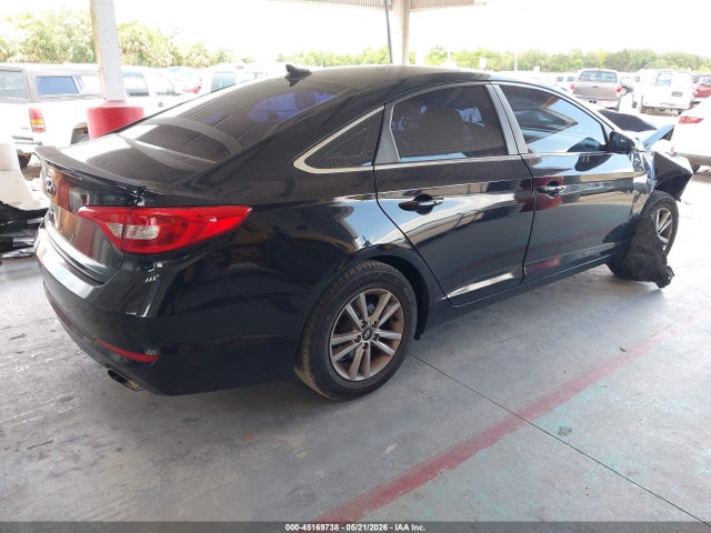 Auction sale of the 2017 Hyundai Sonata Se, vin: 5NPE24AF5HH547404, lot number: 45169738