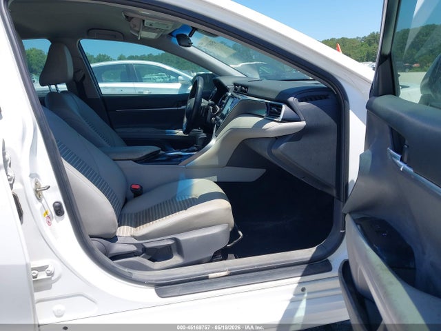 Auction sale of the 2018 Toyota Camry Se, vin: 4T1B11HK3JU115845, lot number: 45169757