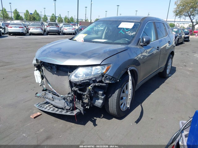 2016 Nissan Rogue S მანქანა იყიდება აუქციონზე, vin: JN8AT2MT1GW028946, აუქციონის ნომერი: 45169762