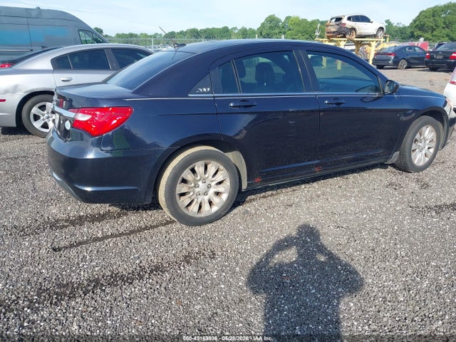 45169806 :رقم المزاد ، 1C3BC4FB9BN601210 vin ، 2011 Chrysler 200 Lx مزاد بيع
