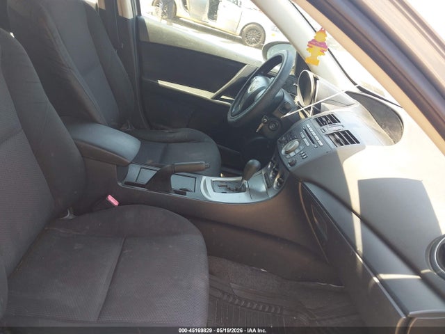 Продаж на аукціоні авто 2011 Mazda Mazda3 I Sport, vin: JM1BL1UG7B1495274, номер лоту: 45169829
