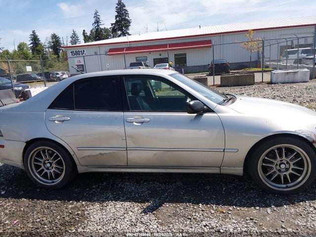 45169840 :رقم المزاد ، JTHBD182410006120 vin ، 2001 Lexus Is 300 مزاد بيع