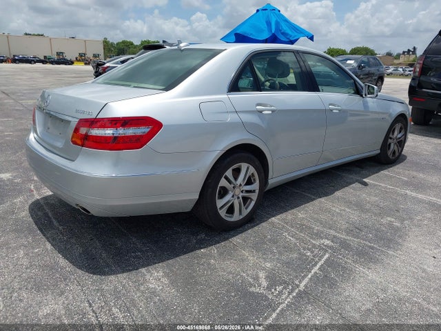 2011 Mercedes-benz E 350 Bluetec მანქანა იყიდება აუქციონზე, vin: WDDHF2EB7BA297620, აუქციონის ნომერი: 45169868