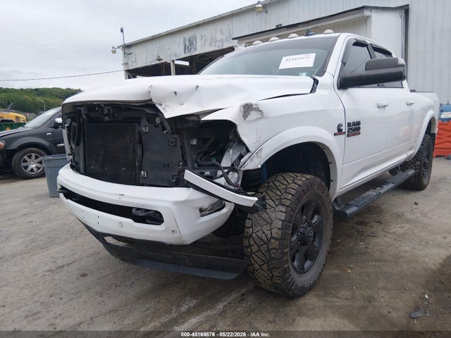 45169876 :رقم المزاد ، 3C6UR5DL7JG358192 vin ، 2018 Ram 2500 Big Horn  4x4 6'4 Box مزاد بيع