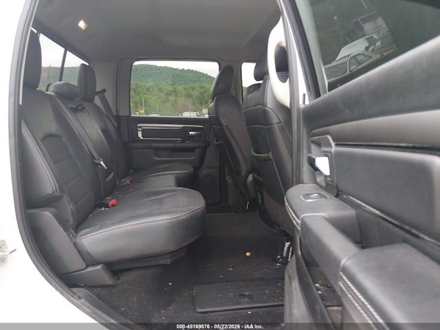 45169876 :رقم المزاد ، 3C6UR5DL7JG358192 vin ، 2018 Ram 2500 Big Horn  4x4 6'4 Box مزاد بيع