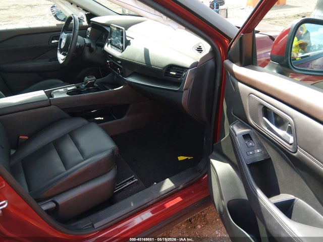 45169881 :رقم المزاد ، 5N1BT3BA2PC940005 vin ، 2023 Nissan Rogue Sv Fwd مزاد بيع