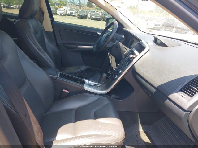 Продажа на аукционе авто 2010 Volvo Xc60 3.2, vin: YV4960DZ9A2052504, номер лота: 45169883