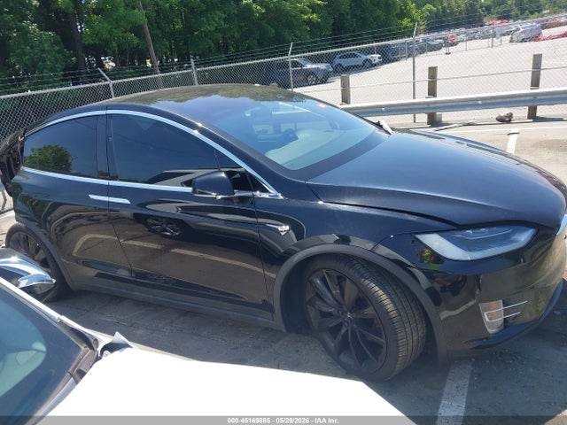 Продажа на аукционе авто 2018 Tesla Model X 100d/75d/p100d, vin: 5YJXCBE26JF139256, номер лота: 45169885