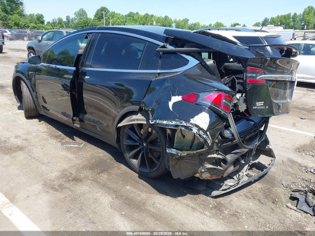 Продажа на аукционе авто 2018 Tesla Model X 100d/75d/p100d, vin: 5YJXCBE26JF139256, номер лота: 45169885