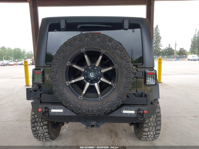 1C4HJWFG9GL126180 Jeep Wrangler Unlimited Rubicon Hard Rock