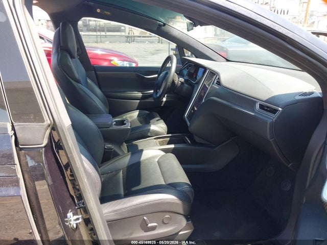 Tesla Model X 100d/75d/90d 2017 5YJXCBE24HF077298 Image 5