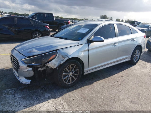Продажа на аукционе авто 2018 Hyundai Sonata Se, vin: 5NPE24AF6JH677715, номер лота: 45169951