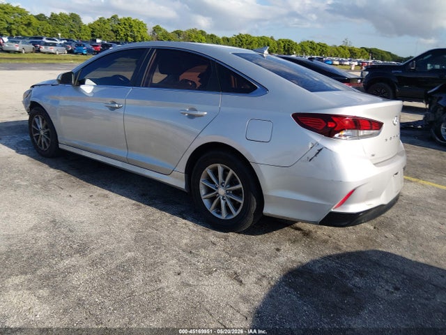 Продажа на аукционе авто 2018 Hyundai Sonata Se, vin: 5NPE24AF6JH677715, номер лота: 45169951