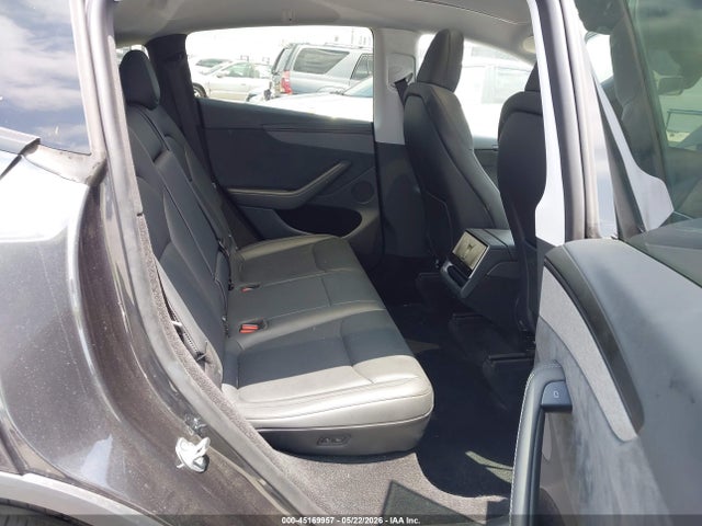 Продажа на аукционе авто 2026 Tesla Model Y Premium Rear-wheel Drive/rear-wheel Drive, vin: 7SAYGDED8TF431020, номер лота: 45169957