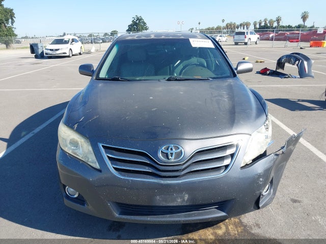 45169984 :رقم المزاد ، 4T4BF3EK0AR019615 vin ، 2010 Toyota Camry Xle مزاد بيع