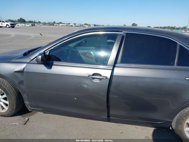 45169984 :رقم المزاد ، 4T4BF3EK0AR019615 vin ، 2010 Toyota Camry Xle مزاد بيع