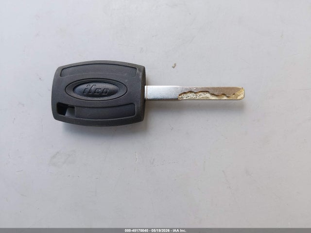 45170040 :رقم المزاد ، 1FMCU0GD0JUC68532 vin ، 2018 Ford Escape Se مزاد بيع