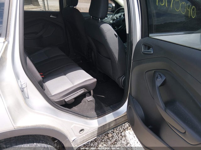 45170040 :رقم المزاد ، 1FMCU0GD0JUC68532 vin ، 2018 Ford Escape Se مزاد بيع