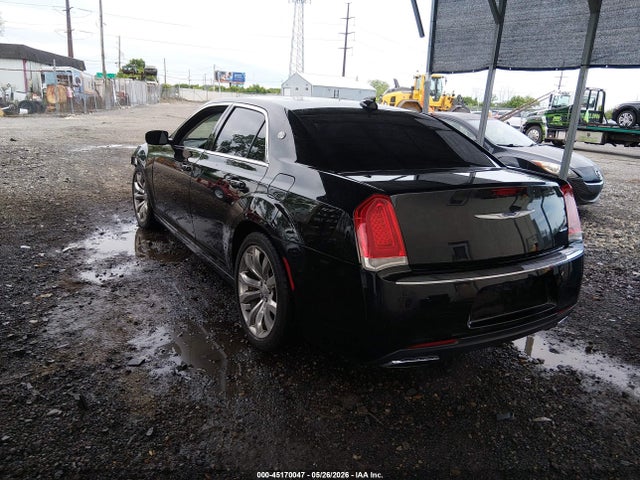 Aukcja sprzedaży 2018 Chrysler 300 Touring L, vin: 2C3CCAAG3JH191162, numer aukcji: 45170047