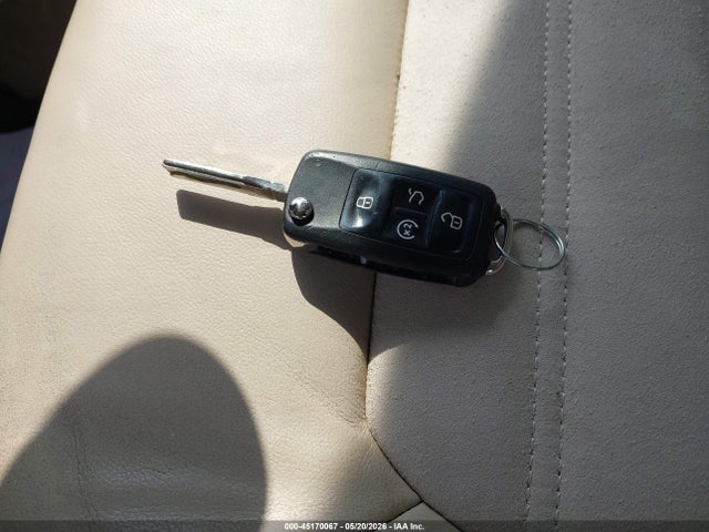 2015 Volkswagen Passat 2.0l Tdi Sel Premium მანქანა იყიდება აუქციონზე, vin: 1VWCV7A30FC050336, აუქციონის ნომერი: 45170067