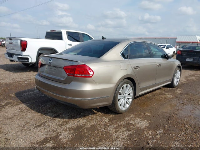 2015 Volkswagen Passat 2.0l Tdi Sel Premium მანქანა იყიდება აუქციონზე, vin: 1VWCV7A30FC050336, აუქციონის ნომერი: 45170067