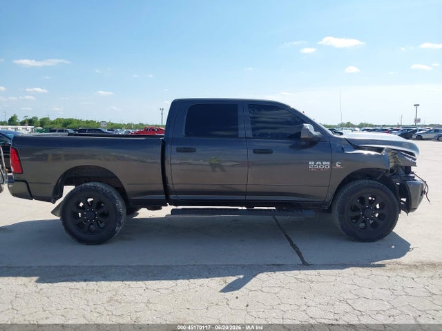 45170117 :رقم المزاد ، 3C6UR5CL1HG676742 vin ، 2017 Ram 2500 Tradesman  4x4 6'4 Box مزاد بيع