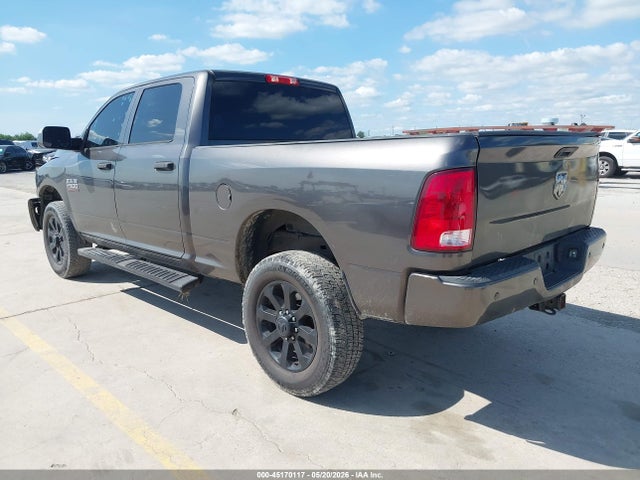 45170117 :رقم المزاد ، 3C6UR5CL1HG676742 vin ، 2017 Ram 2500 Tradesman  4x4 6'4 Box مزاد بيع