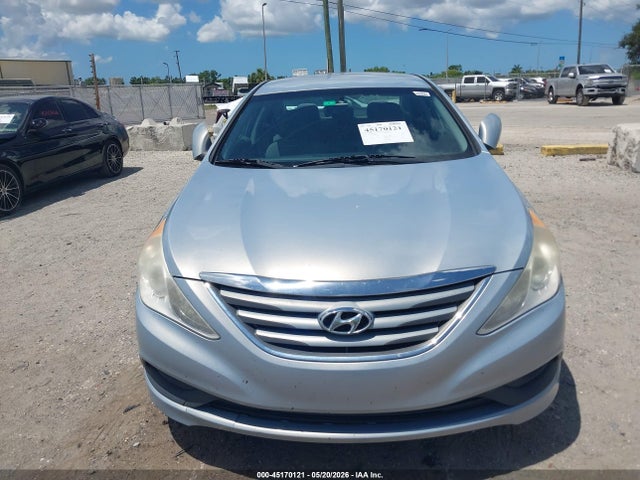 2014 Hyundai Sonata Gls მანქანა იყიდება აუქციონზე, vin: 5NPEB4AC3EH904855, აუქციონის ნომერი: 45170121