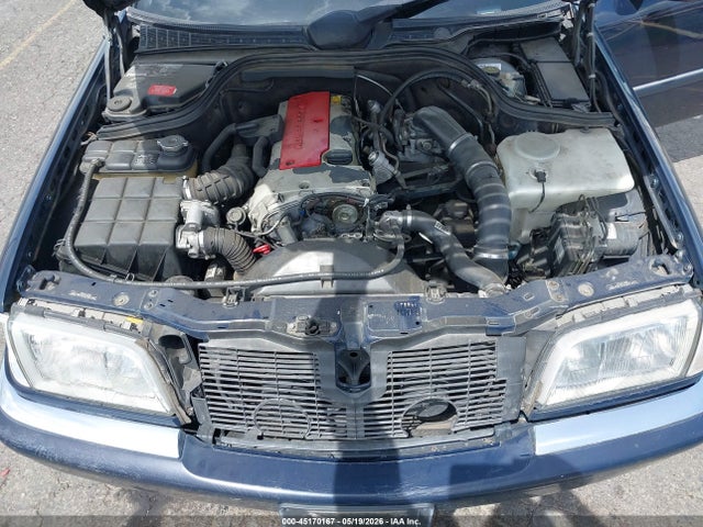 45170167 :رقم المزاد ، WDBHA24G3XA752250 vin ، 1999 Mercedes-benz C 230 Kompressor مزاد بيع
