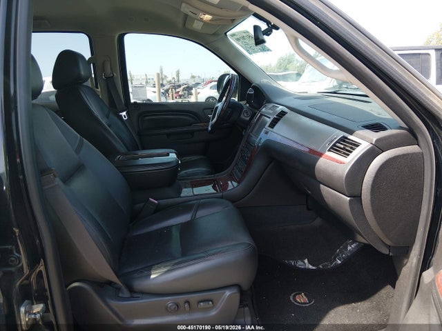 2013 Cadillac Escalade Standard მანქანა იყიდება აუქციონზე, vin: 1GYS3AEF8DR167429, აუქციონის ნომერი: 45170190