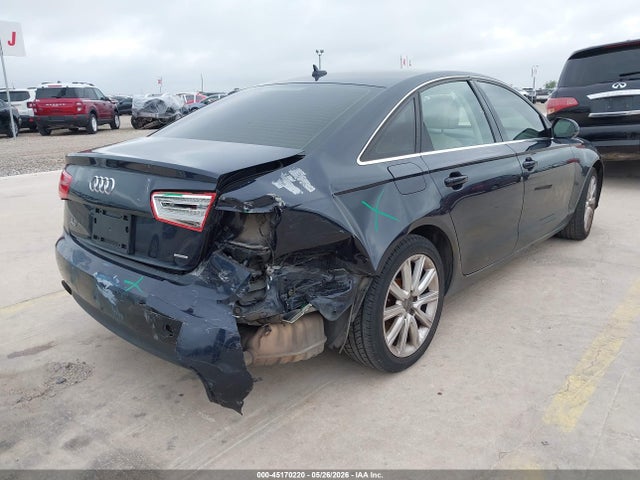 45170220 :رقم المزاد ، WAUFFAFC0FN033279 vin ، 2015 Audi A6 2.0t Premium مزاد بيع