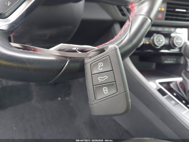 2021 Volkswagen Jetta Gli 2.0t Autobahn/2.0t S მანქანა იყიდება აუქციონზე, vin: 3VW6T7BUXMM018029, აუქციონის ნომერი: 45170273