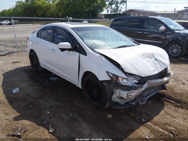 2014 19XFB2F81EE081733 главное изображение