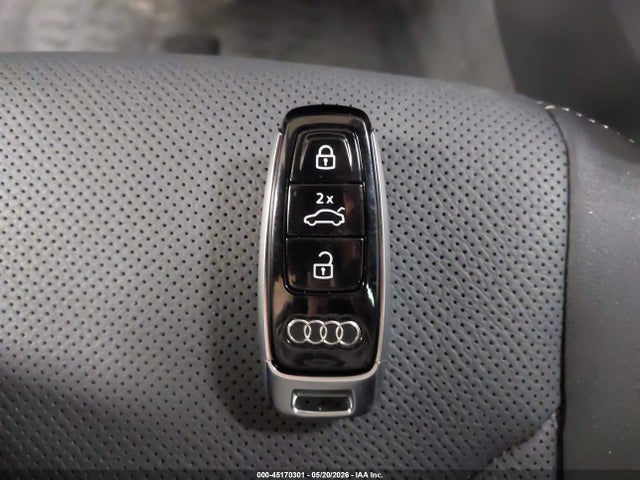 45170301 :رقم المزاد ، WA1EVBF17TD011555 vin ، 2026 Audi Q8 Premium Plus 55 Tfsi Quattro Tiptronic مزاد بيع