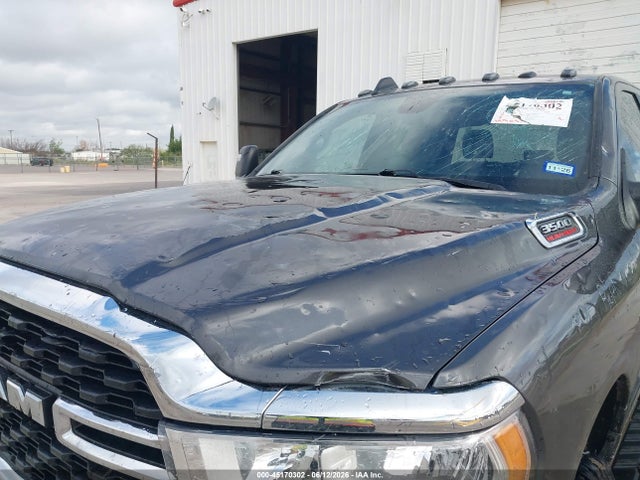 45170302 :رقم المزاد ، 3C63RRHL9RG334016 vin ، 2024 Ram 3500 مزاد بيع