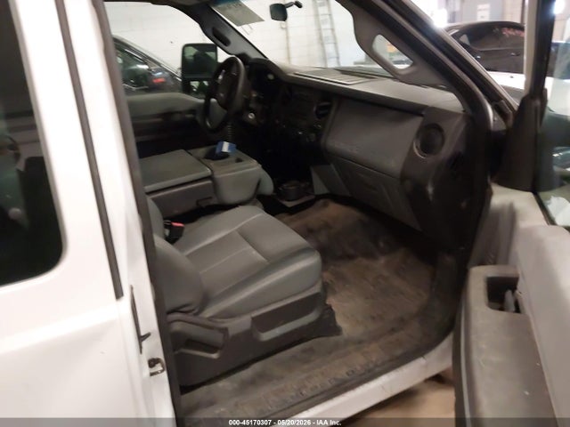 Продажа на аукционе авто 2015 Ford F-250 Xl, vin: 1FT7X2A60FEC81043, номер лота: 45170307