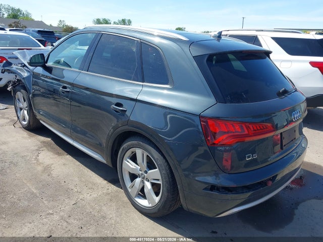 45170324 :رقم المزاد ، WA1ANAFY6J2022335 vin ، 2018 Audi Q5 2.0t Premium/2.0t Tech Premium مزاد بيع