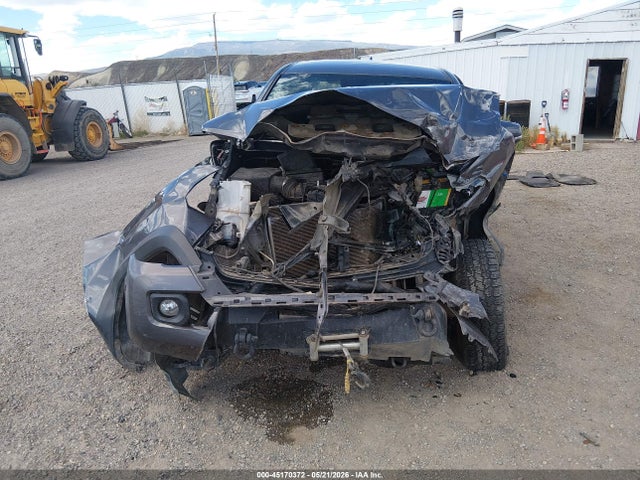 45170372 :رقم المزاد ، 5TFCZ5AN3MX274705 vin ، 2021 Toyota Tacoma Trd Off-road مزاد بيع