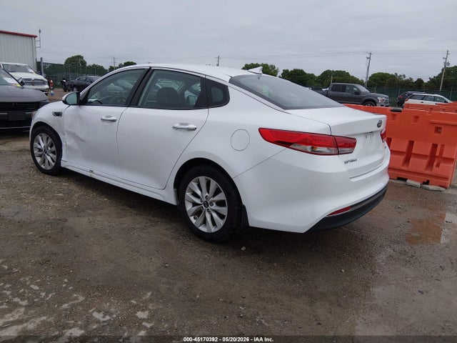 KIA OPTIMA EX 2017 5XXGU4L35HG158036 Image 3
