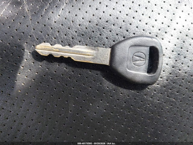 45170393 :رقم المزاد ، JH4DC53812C034830 vin ، 2002 Acura Rsx مزاد بيع