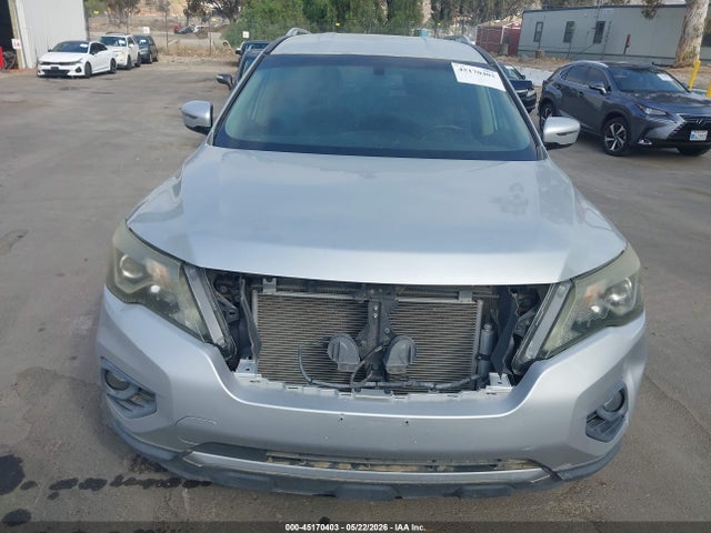 45170403 :رقم المزاد ، 5N1DR2MN1HC649823 vin ، 2017 Nissan Pathfinder Sv مزاد بيع