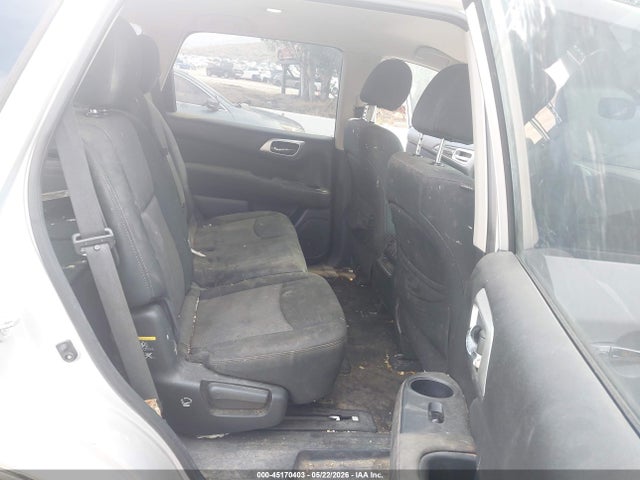 45170403 :رقم المزاد ، 5N1DR2MN1HC649823 vin ، 2017 Nissan Pathfinder Sv مزاد بيع