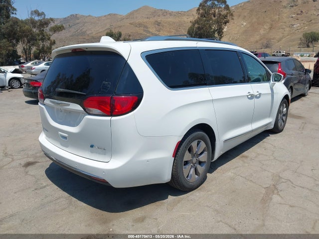 45170413 :رقم المزاد ، 2C4RC1N7XJR212888 vin ، 2018 Chrysler Pacifica Hybrid Limited مزاد بيع