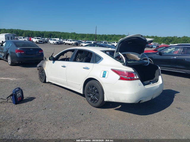 Продаж на аукціоні авто 2015 Nissan Altima 2.5 S, vin: 1N4AL3AP2FC413348, номер лоту: 45170454