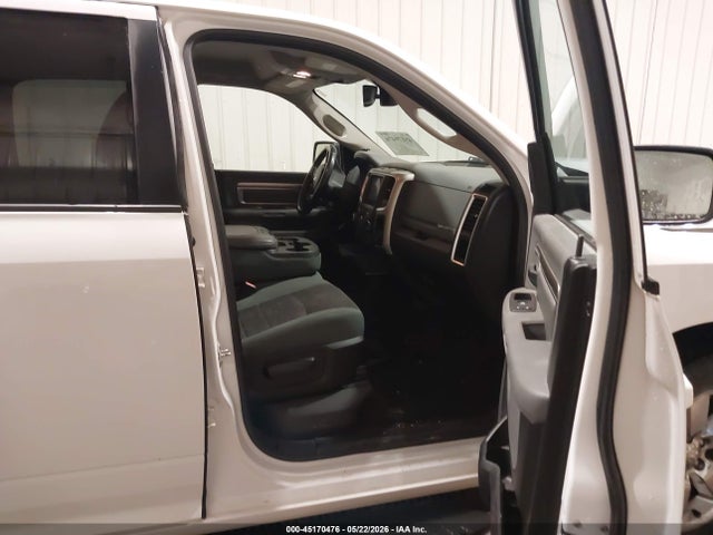45170476 :رقم المزاد ، 1C6RR7LT3JS257372 vin ، 2018 Ram 1500 Big Horn  4x4 5'7 Box مزاد بيع