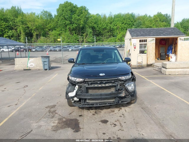 2020 Kia Soul Lx მანქანა იყიდება აუქციონზე, vin: KNDJ23AU0L7024988, აუქციონის ნომერი: 45170487