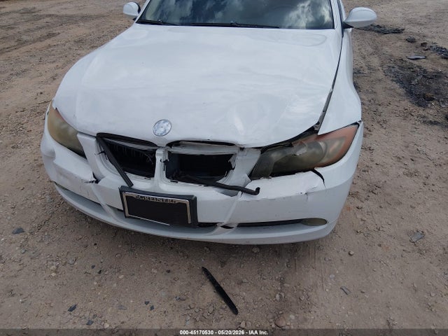 2006 Bmw 325i მანქანა იყიდება აუქციონზე, vin: WBAVB17526NK37752, აუქციონის ნომერი: 45170530