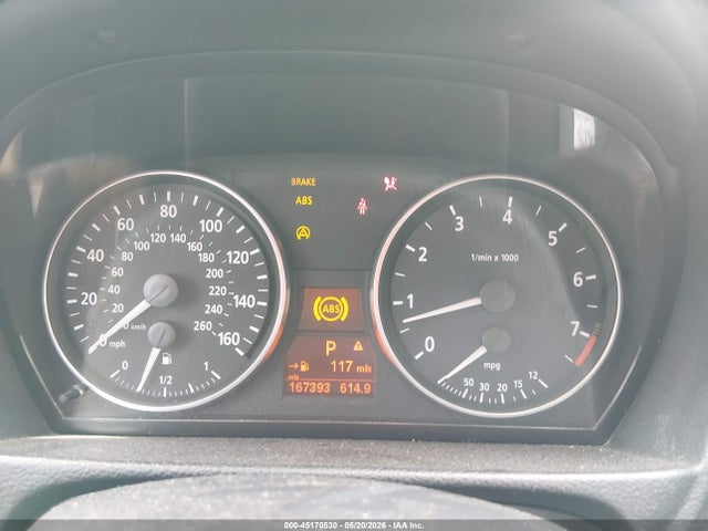 2006 Bmw 325i მანქანა იყიდება აუქციონზე, vin: WBAVB17526NK37752, აუქციონის ნომერი: 45170530