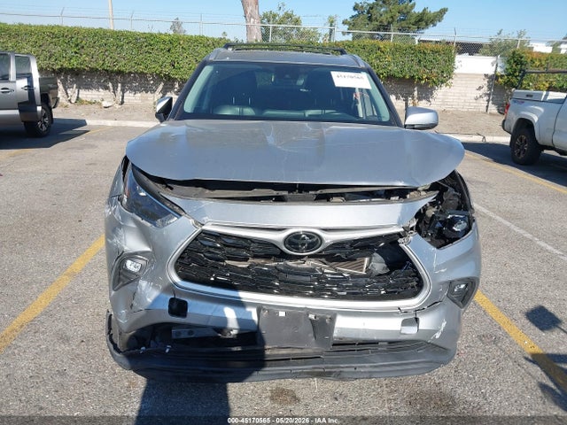 Toyota Highlander Xle 2022 5TDGZRAH2NS090348 Image 12