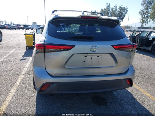 Toyota Highlander Xle 2022 5TDGZRAH2NS090348 Image 16